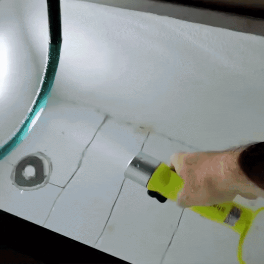 LINTERNA LED SUMERGIBLE + MULTI HERRAMIENTA